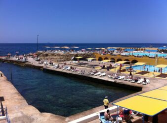 Sporting Club Beach (Photo: Beirut.com)