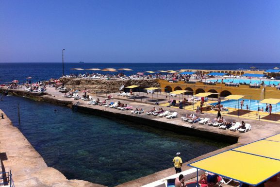 Sporting Club Beach (Photo: Beirut.com)
