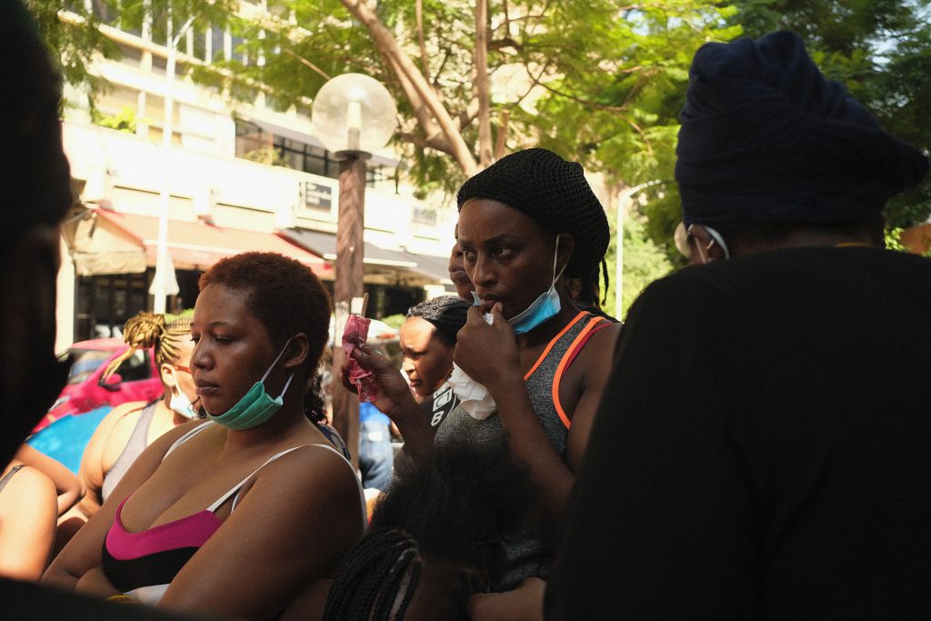 Kenyan women protest outside of their consulate in Beirut, demanding repatriation. (Photo: Andre Mahfouz)