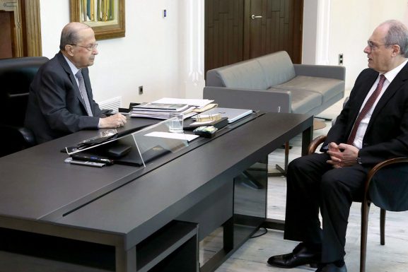 President Michel Aoun and Deputy Prime Minister Saadeh Al-Shami meeting at the Presidential Palace in Baabda on November 25, 2021. (Photo: Presidential Palace)