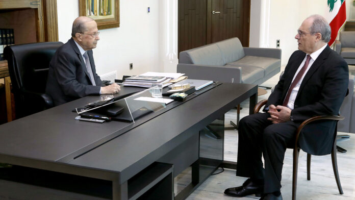 President Michel Aoun and Deputy Prime Minister Saadeh Al-Shami meeting at the Presidential Palace in Baabda on November 25, 2021. (Photo: Presidential Palace)